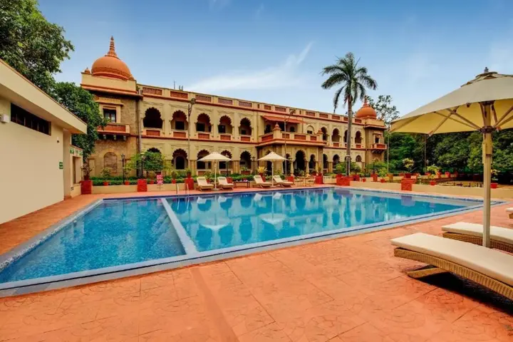 Хоспет: WelcomHeritage Shivavilas Palace
