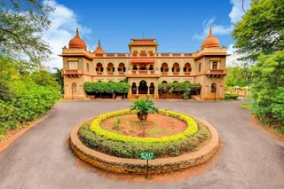 Хоспет: WelcomHeritage Shivavilas Palace