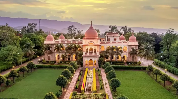 Хоспет: WelcomHeritage Shivavilas Palace