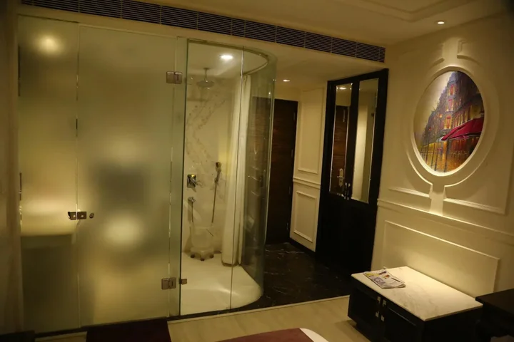 Чандигарх: OYO 857 The First Hotel