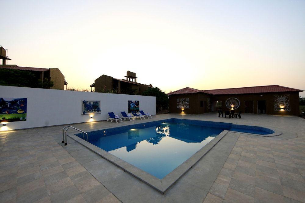 Чимур: Chimur Tiger Resort