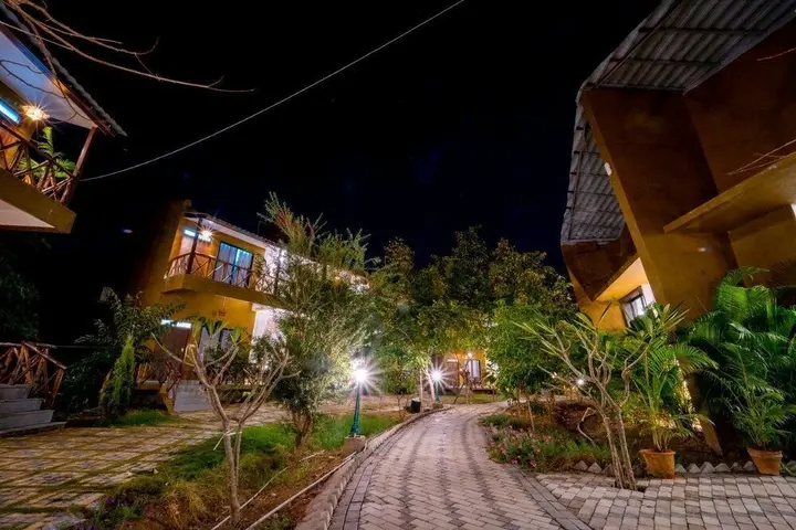 Чимур: Chimur Tiger Resort