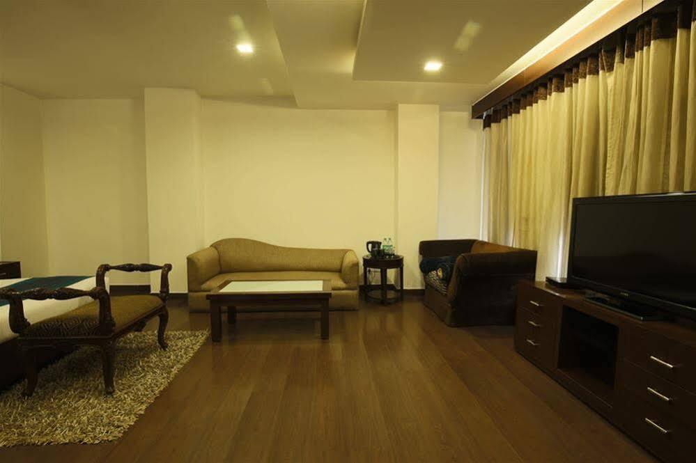 Нью-Дели: FabHotel Lajpat Nagar