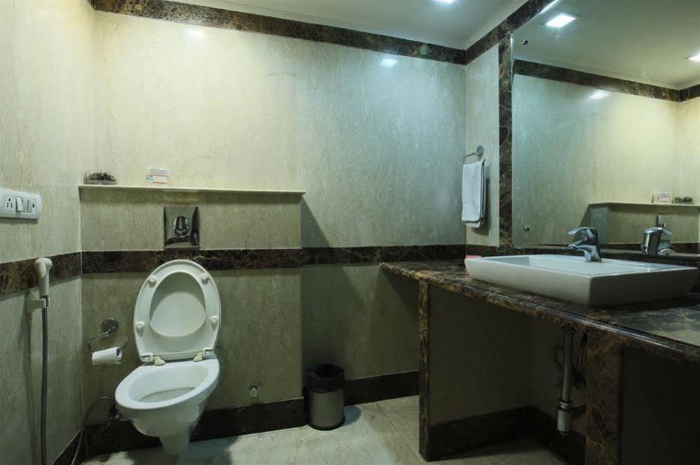Нью-Дели: FabHotel Lajpat Nagar