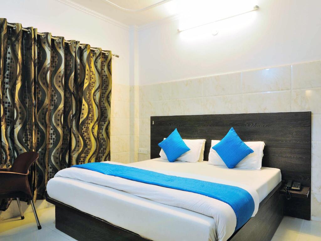Амритсар: ZO City Inn Tower Golden Temple