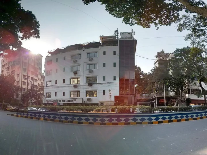 Колката: The Samilton Hotel