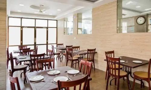 Колката: Indus Residency
