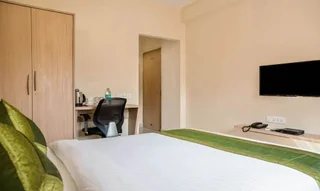 Колката: Indus Residency