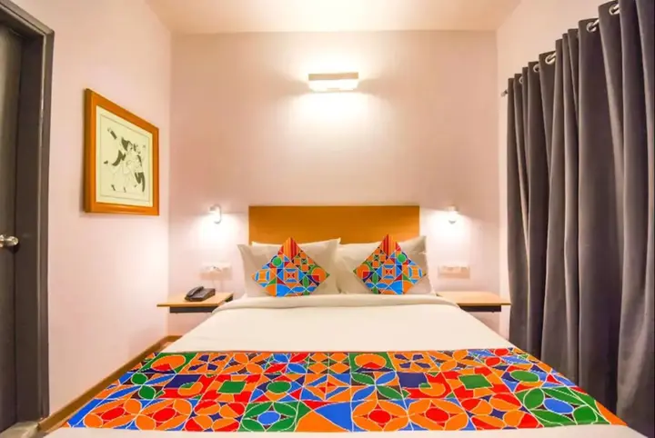 Колката: Fabhotel Heera Holiday Inn