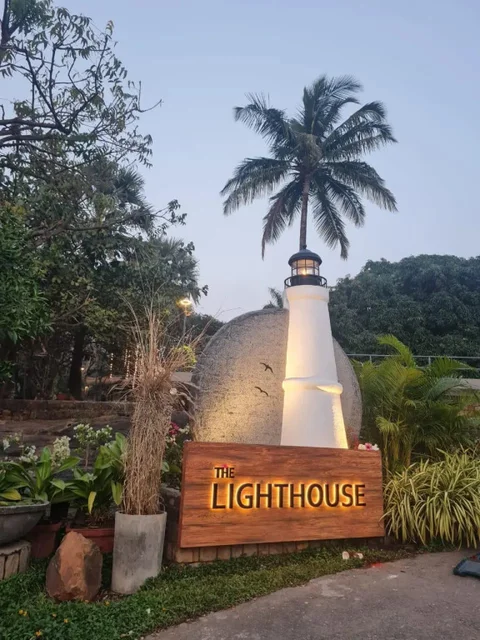 Уттан: The Lighthouse