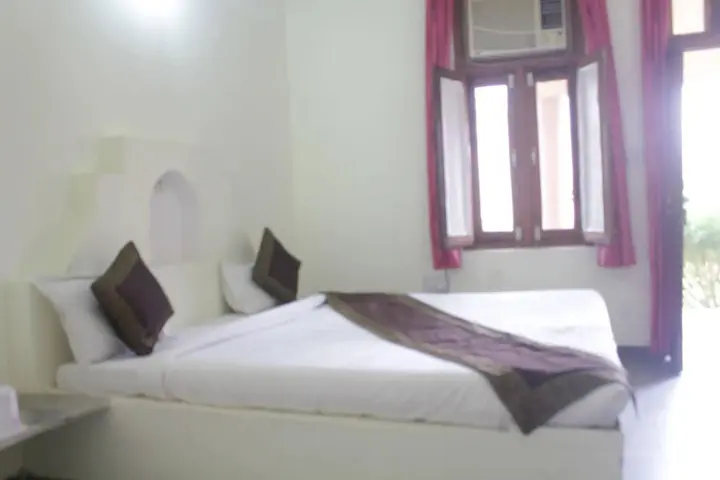 Алвар: Sariska Tiger Camp Resort