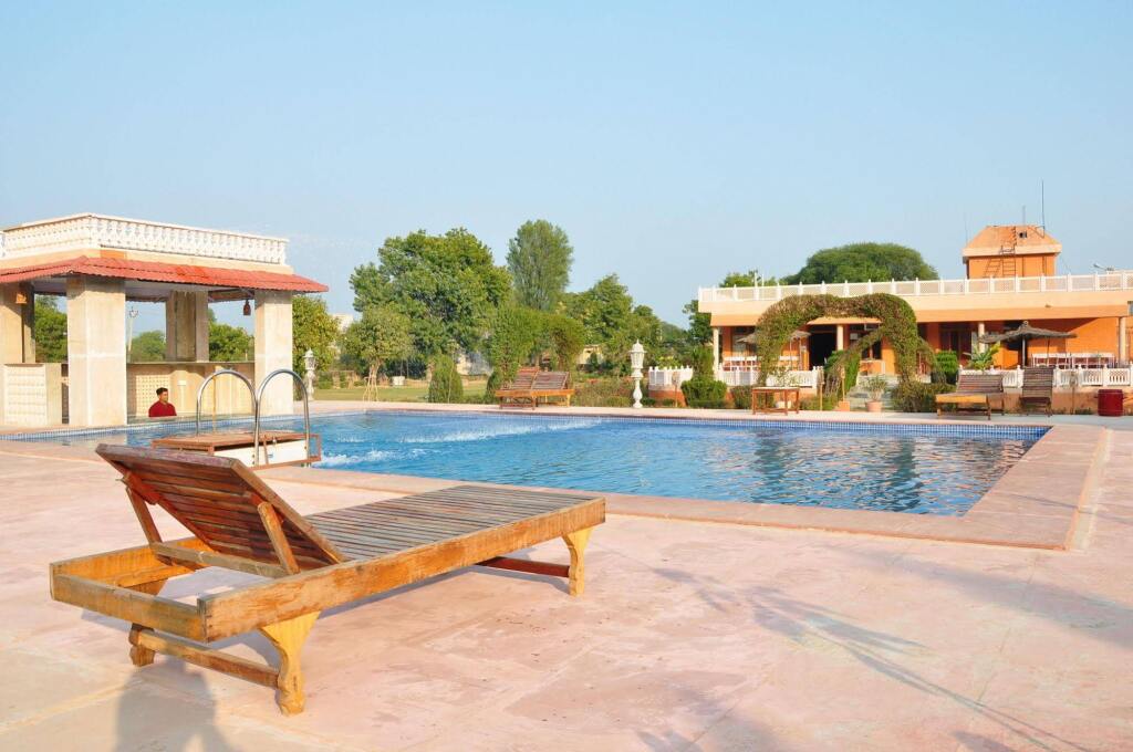 Алвар: Sariska Tiger Camp Resort