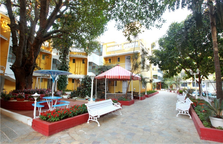 Лонавала: Avion Holiday Resort