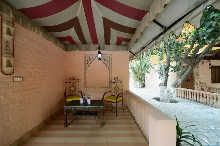 Джайпур: Best Western Plus Heritage Village