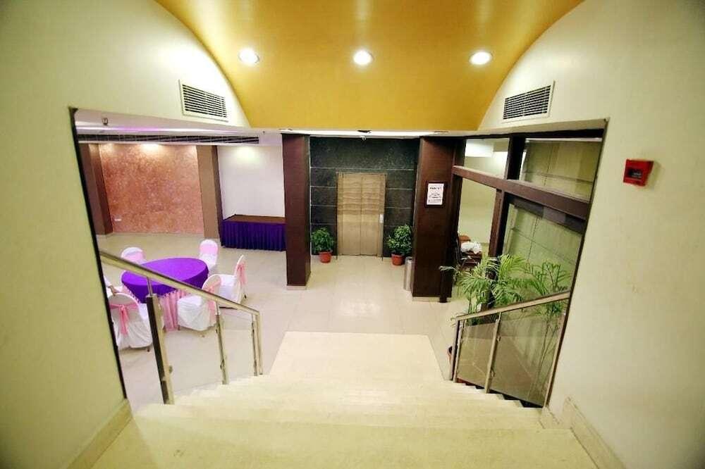 Газиабад: Rousha Inn Ghaziabad