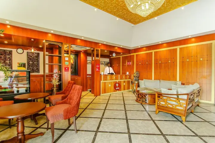 Лакхнау: OYO 2697 Hotel Edesia