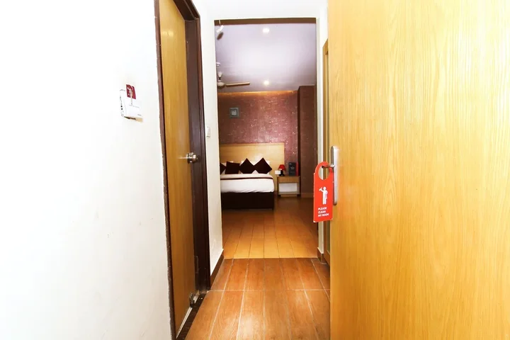 Лакхнау: OYO 2697 Hotel Edesia