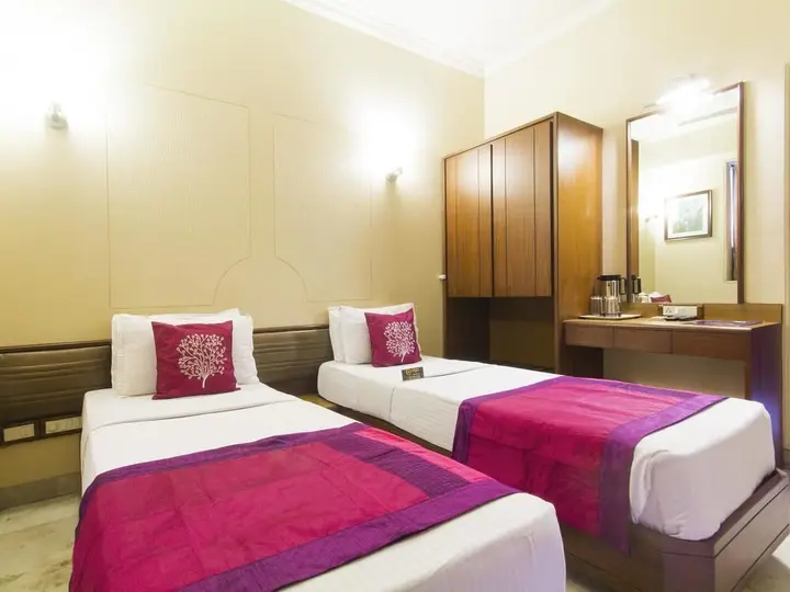 Мумбаи: OYO 1249 Hotel Ashray International