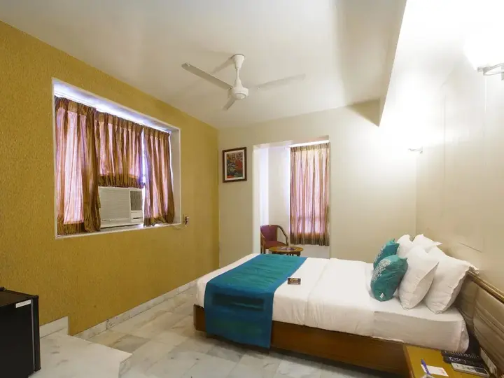 Мумбаи: OYO 1249 Hotel Ashray International