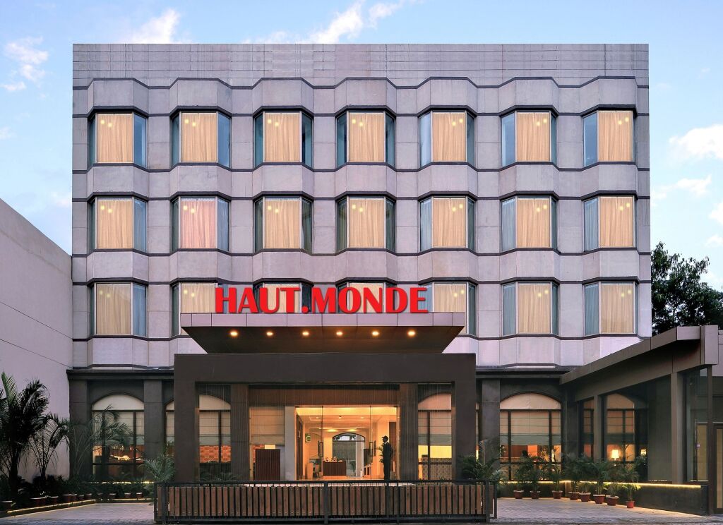 Гуруграм: Hotel Haut Monde