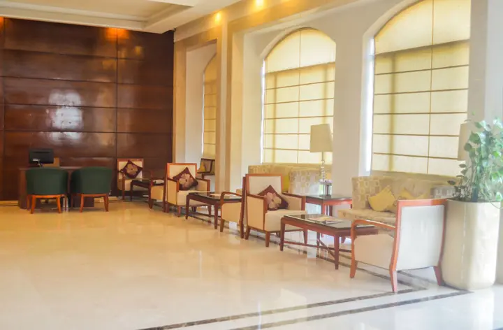Гуруграм: Hotel Haut Monde