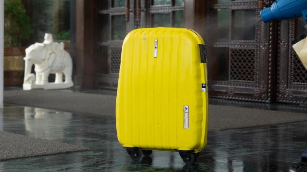 Ахмедабад: The Ummed Ahmedabad Airport