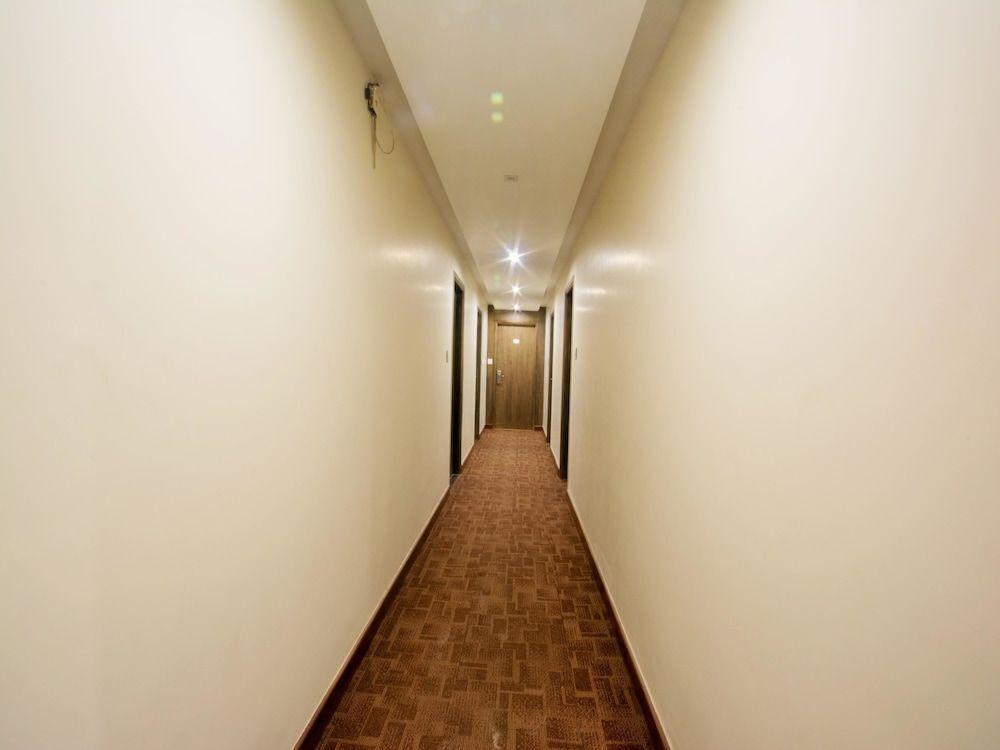 Ахмедабад: OYO 3763 Naeeka Hotel