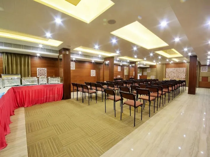 Ахмедабад: OYO 3763 Naeeka Hotel