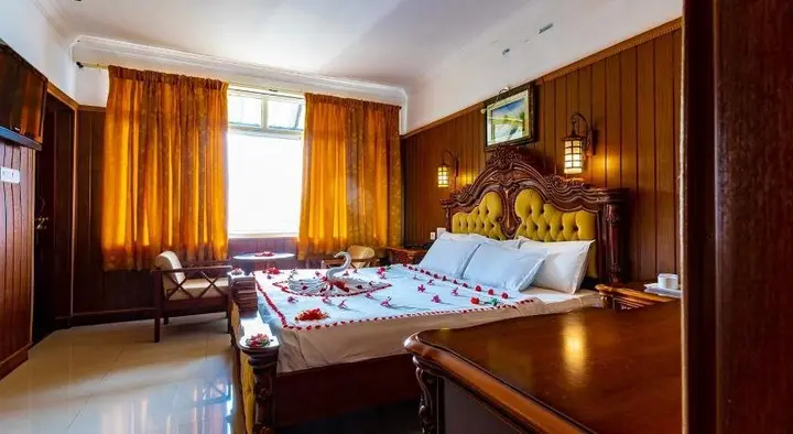 Муннар: Mist Inn Resort