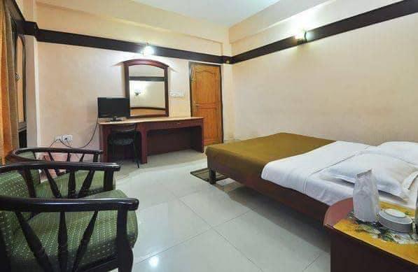Муннар: Munnar Inn