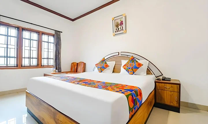 Ути: Hotel Orchid Inn