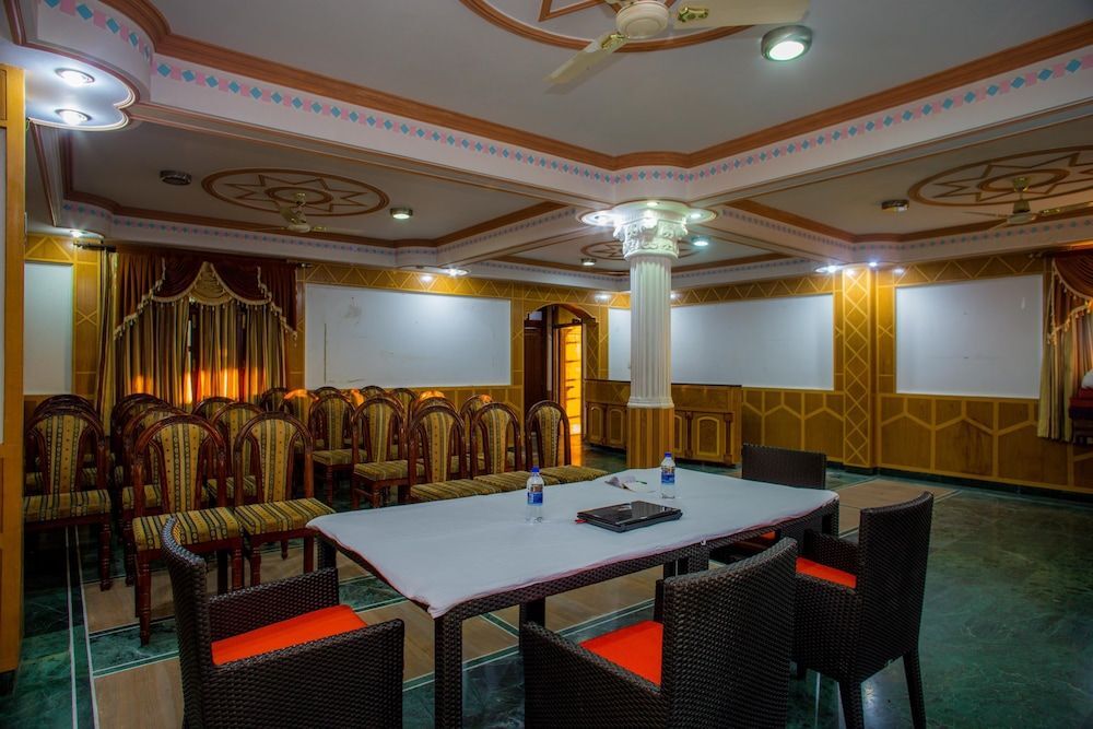 Дармсала: Leisure Vacations Karnika Resort