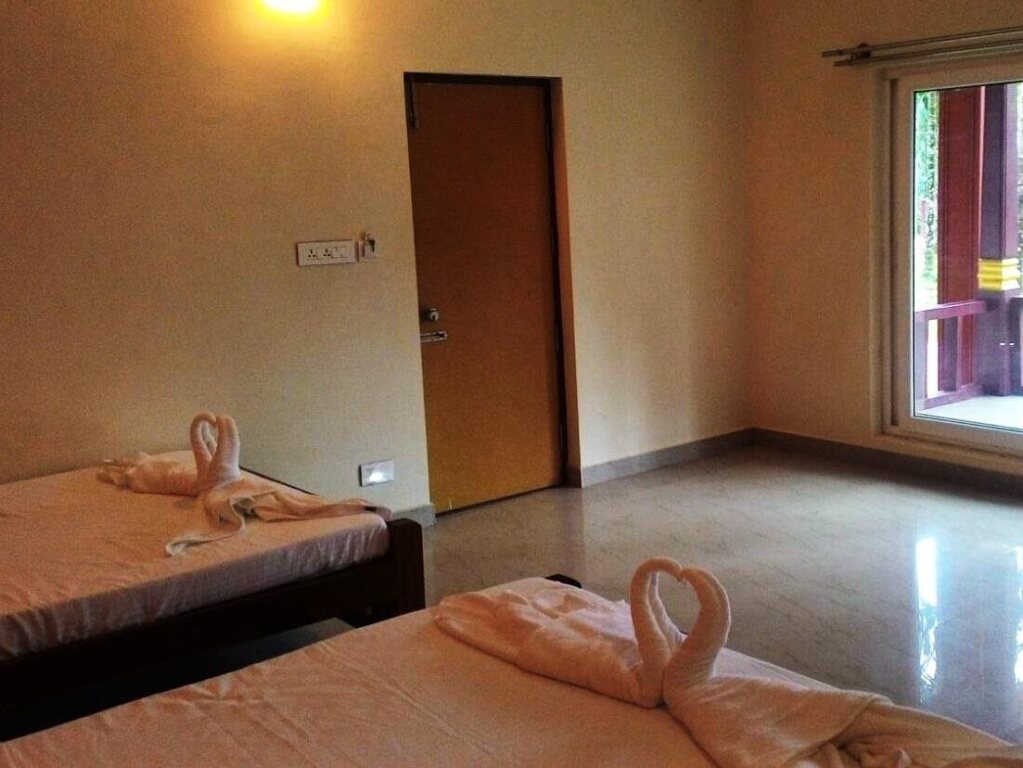 Кушалнагар: La Flora Prakruth Resort Coorg