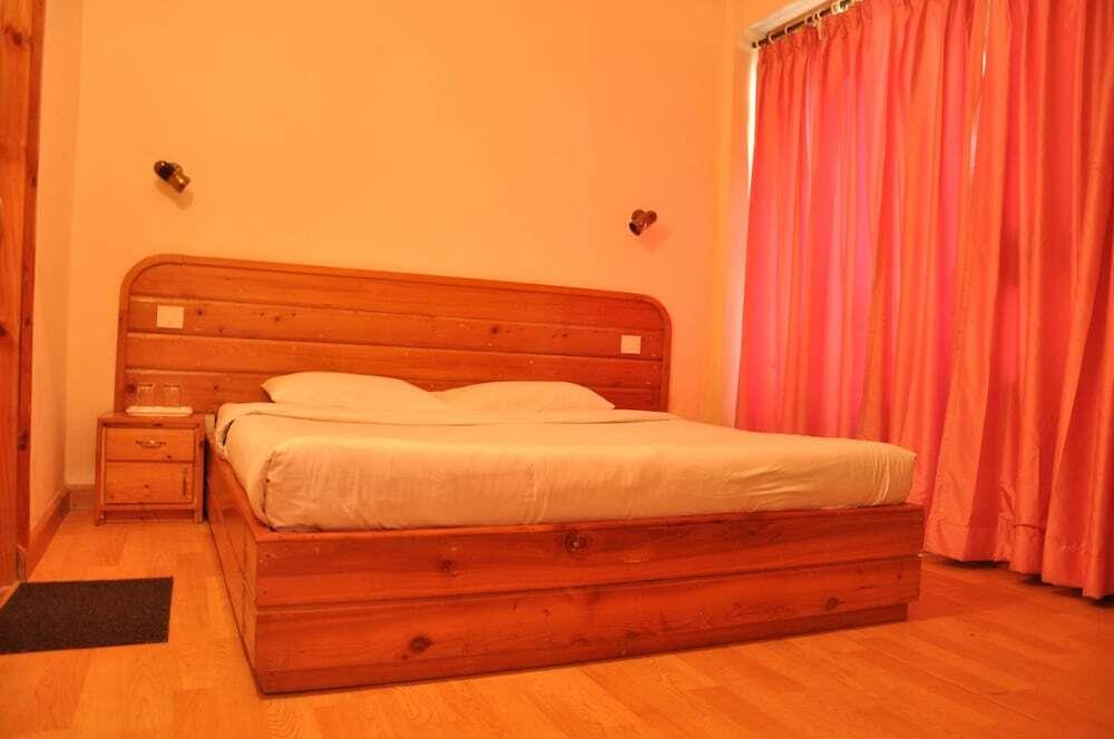 Куфри: The Naldehra Hotel