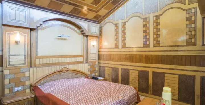 Шимла: Hotel Woodrina