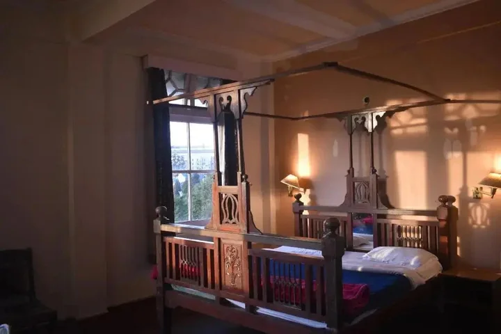 Дарджилинг: Pineridge Hotel