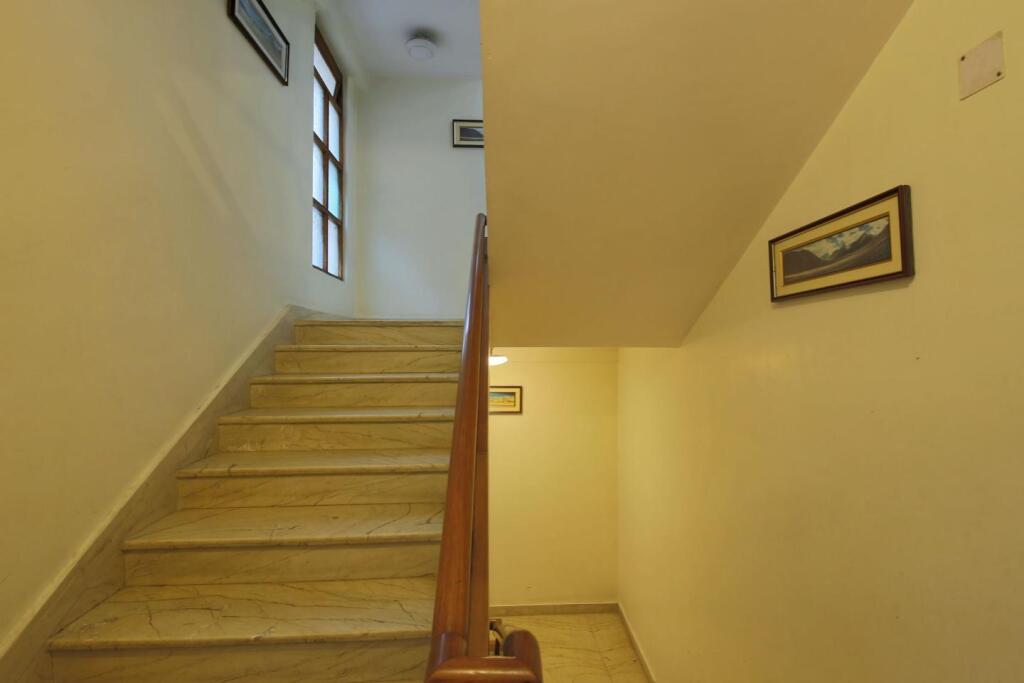 Дарджилинг: Tibet Home