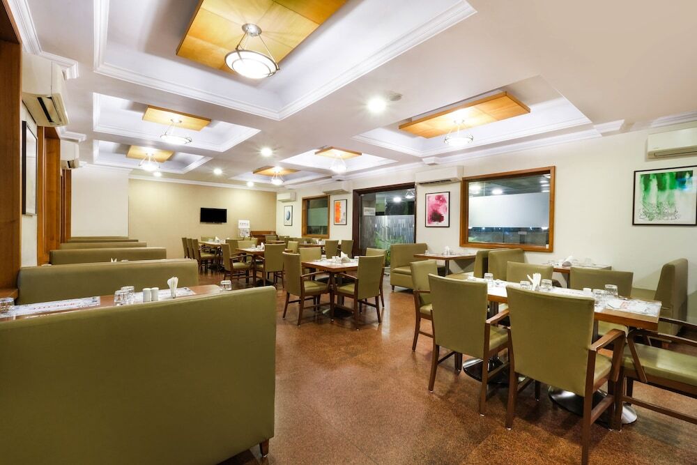 Пимпри-Чинчвад: 7Apple Hotel - Pune