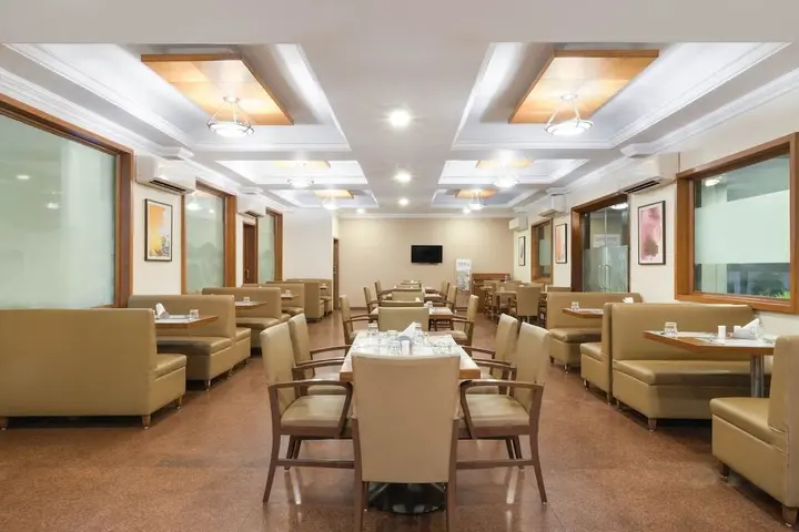 Пимпри-Чинчвад: 7Apple Hotel - Pune