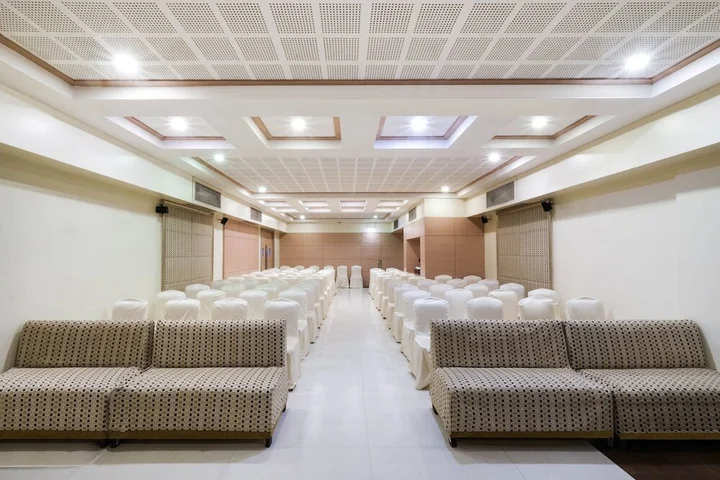 Пимпри-Чинчвад: 7Apple Hotel - Pune