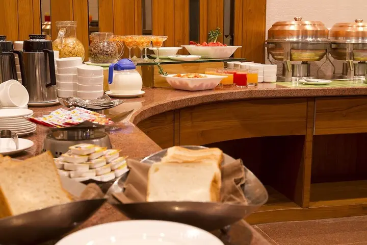 Пимпри-Чинчвад: 7Apple Hotel - Pune