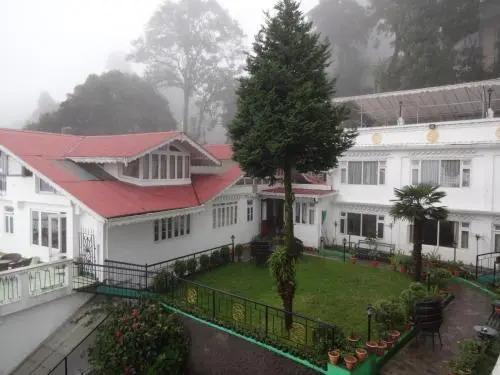 Дарджилинг: Little Tibet - A Boutique Resort