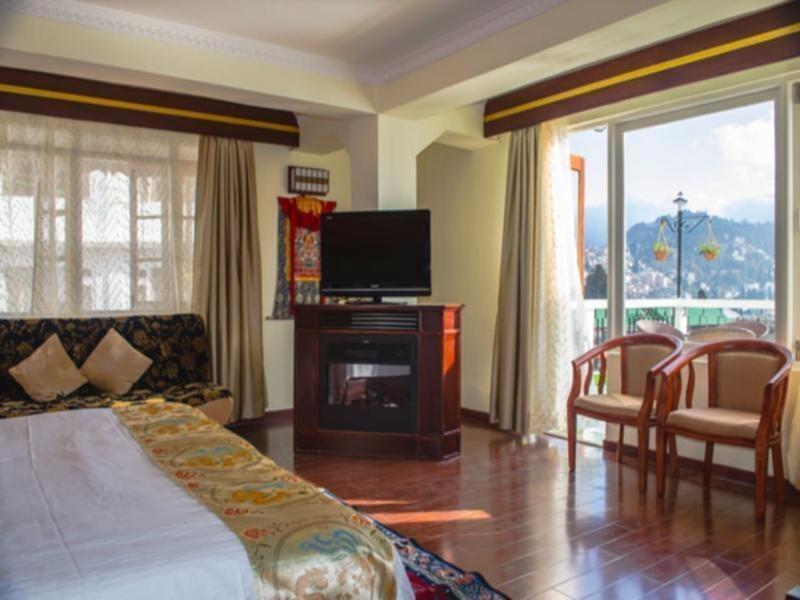 Дарджилинг: Little Tibet - A Boutique Resort