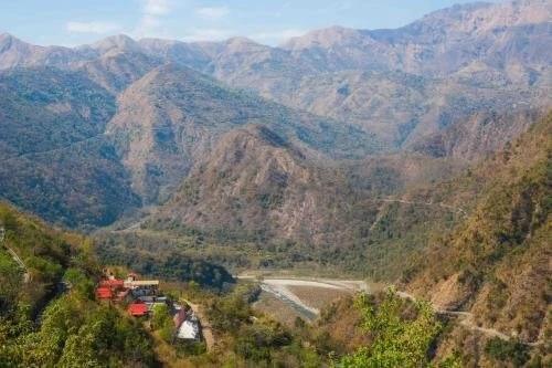 Массури: V Resorts Albert Lodge Mussoorie