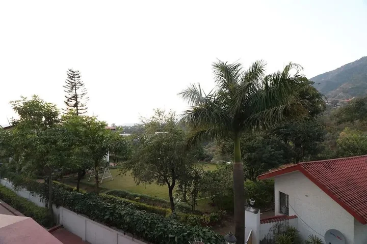 Массури: OYO 24974 Bharat Resort