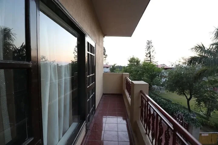 Массури: OYO 24974 Bharat Resort