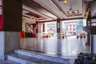 Eraniel: Hotel Maadhini