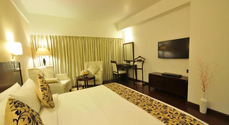 Раджкот: The Fern Residency Rajkot