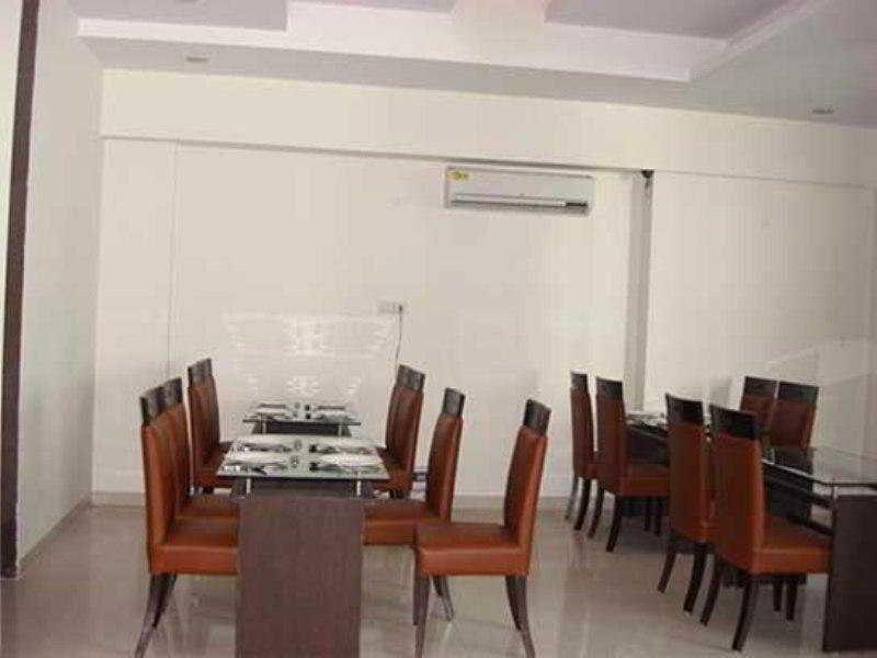 Гуруграм: Hotel Rajblas