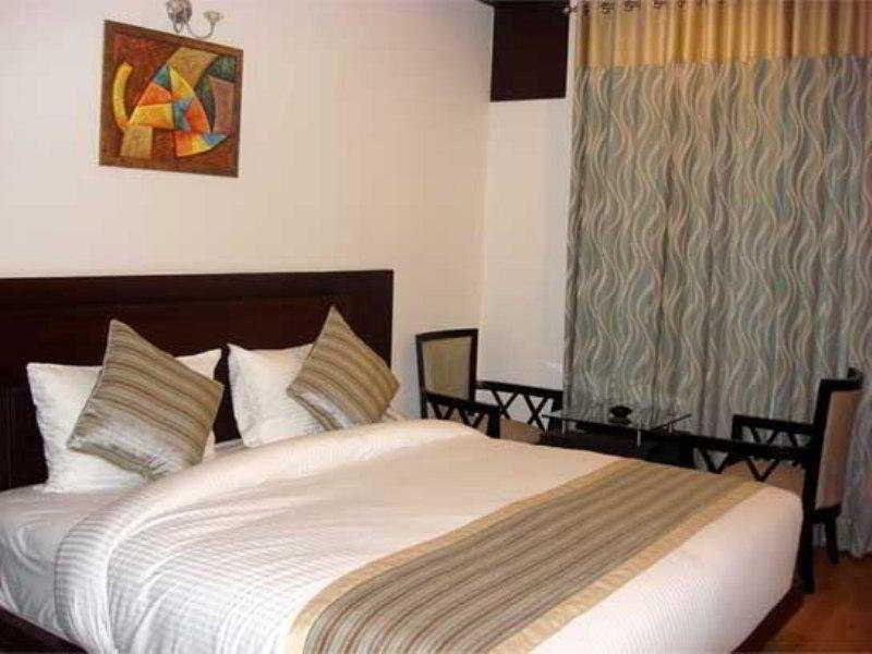 Гуруграм: Hotel Rajblas